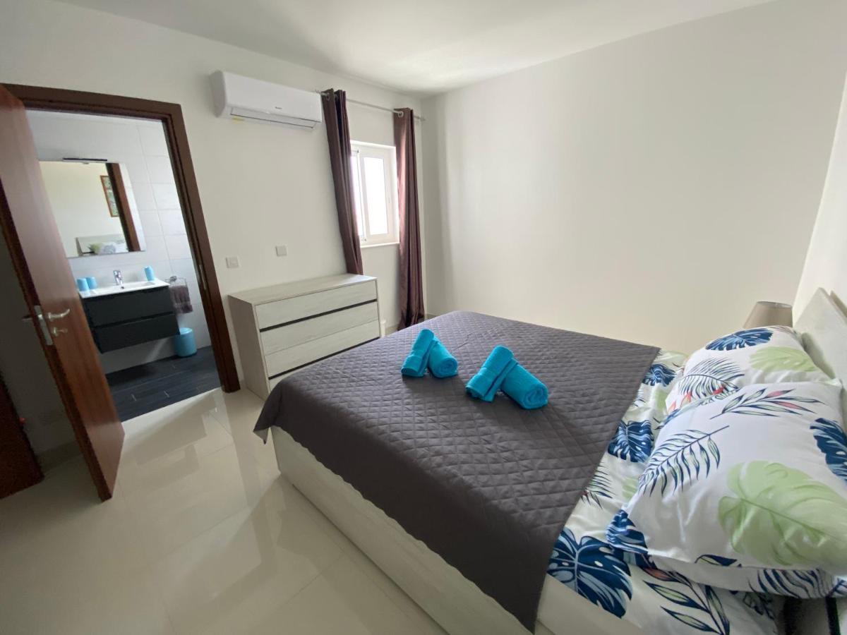 Sunshine Apartments Mellieha - Modern Three Bedroom Apartment - Apt No 2 ภายนอก รูปภาพ