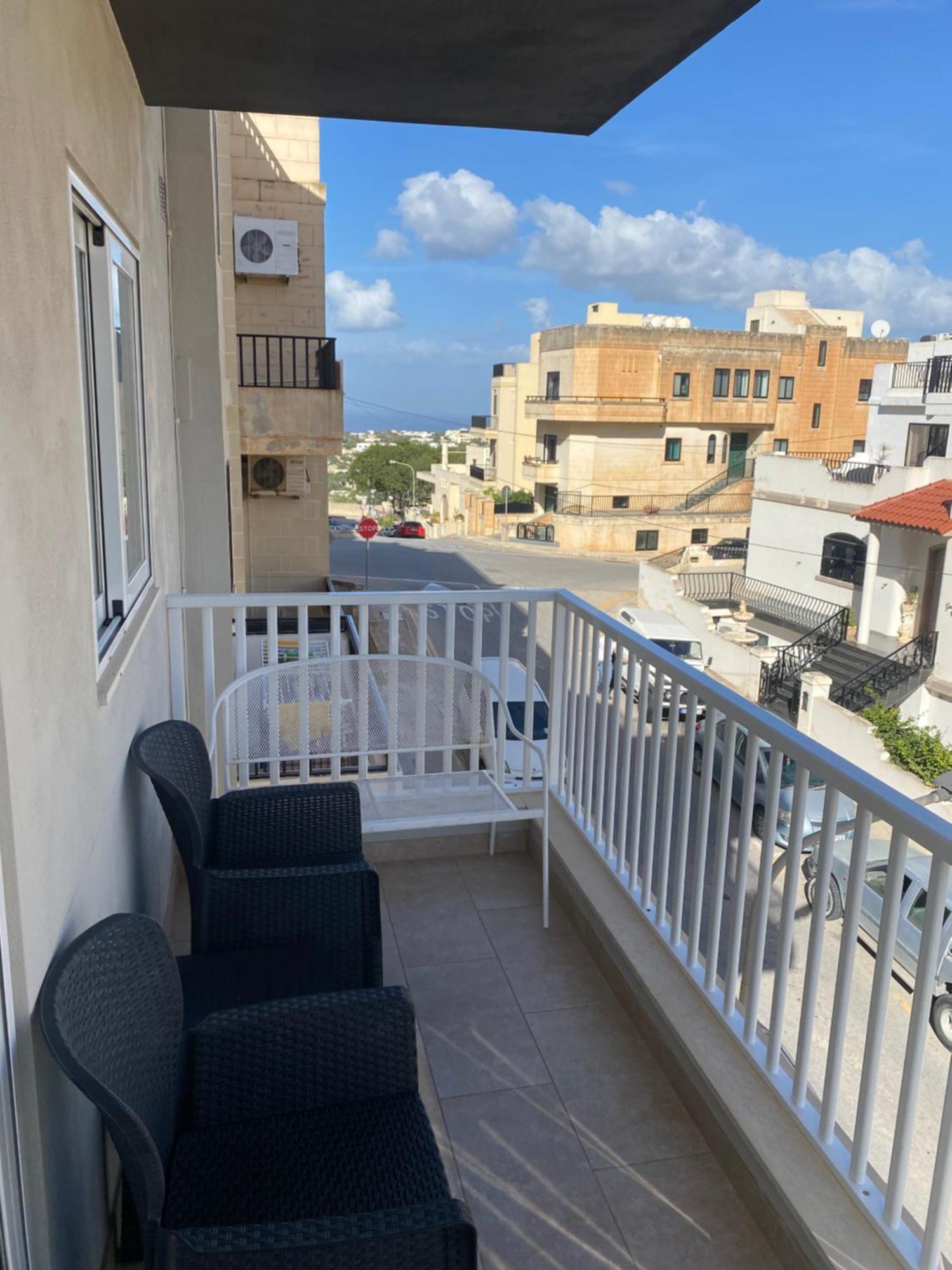 Sunshine Apartments Mellieha - Modern Three Bedroom Apartment - Apt No 2 ภายนอก รูปภาพ